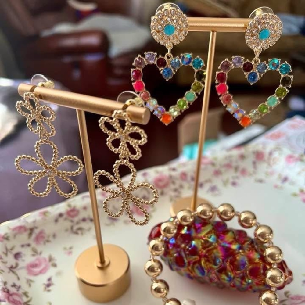 Park Lane 🩵 JAZZY Earrings Multicolor Heart Crystals Rainbow colors - Picture 3 of 7